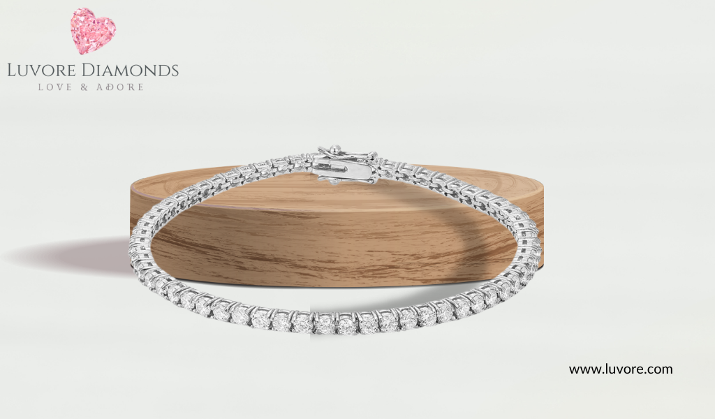 Seven Helpful Tips to Choose the Right Tennis Bracelet for Your Lady Love